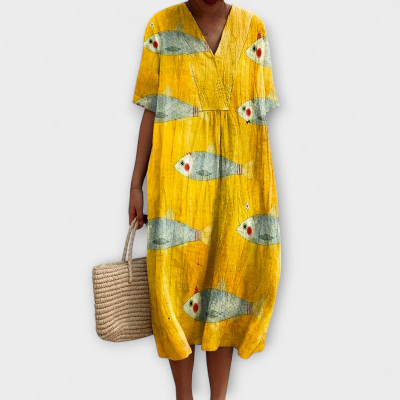 Lena™ – Fiskmönstrad klänning