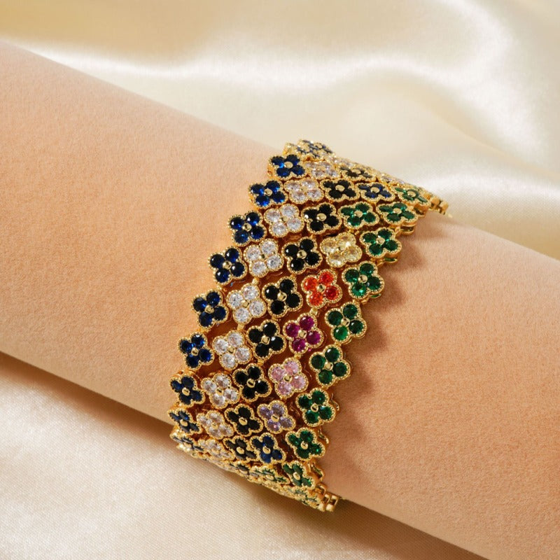 Multicolored Floral Bracelet | Stöd bröstcancer