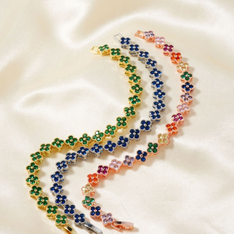 Multicolored Floral Bracelet | Stöd bröstcancer