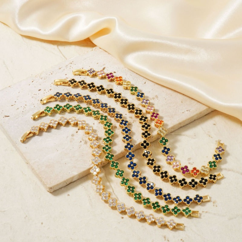 Multicolored Floral Bracelet | Stöd bröstcancer