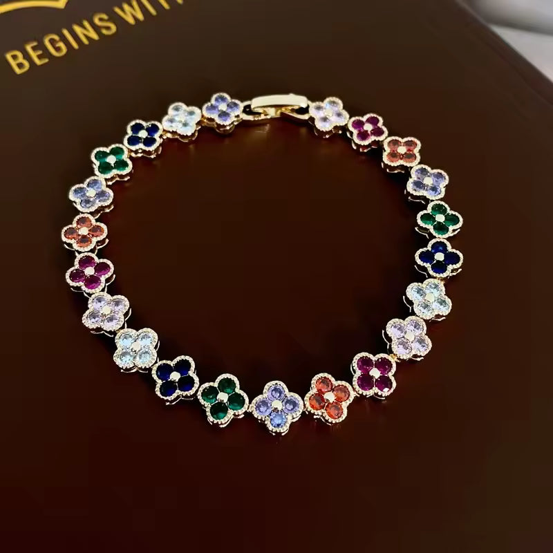 Multicolored Floral Bracelet | Stöd bröstcancer