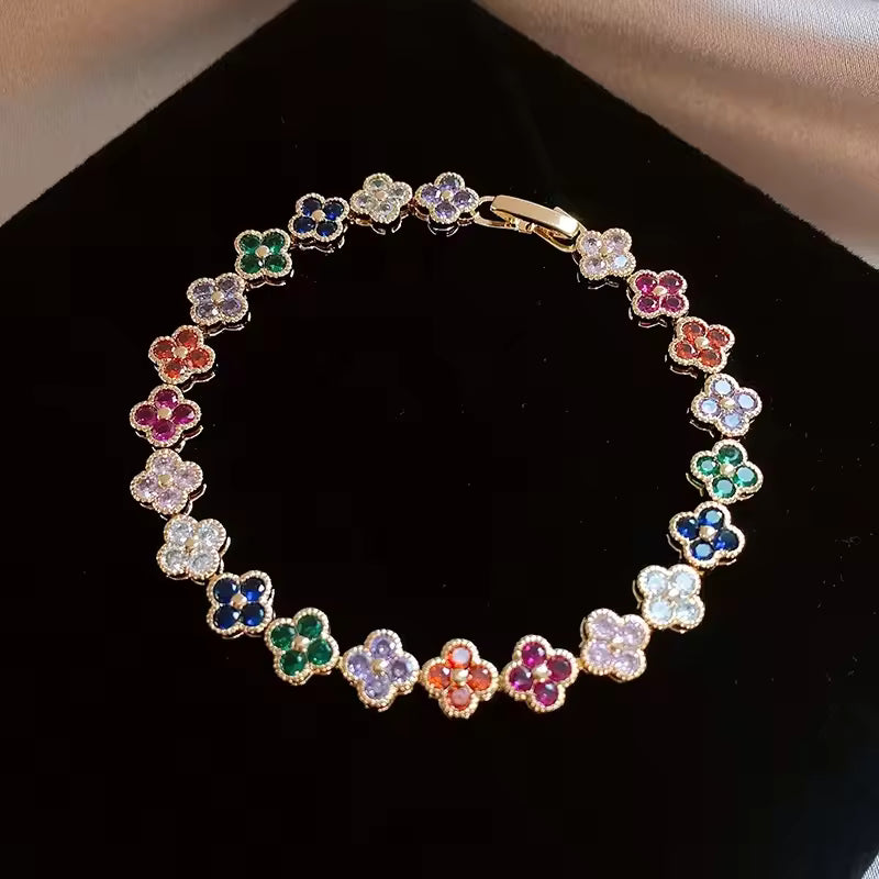 Multicolored Floral Bracelet | Stöd bröstcancer