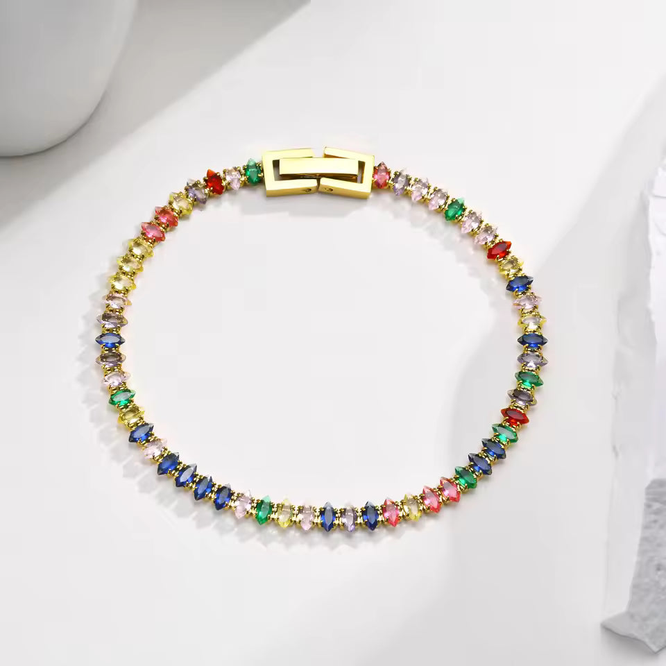 Classy Rhinestoned Bracelet | Stöd bröstcancer